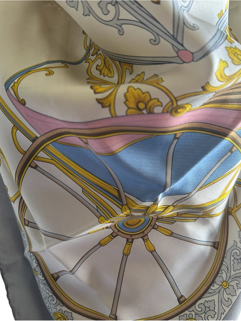 Vintage Celine Paris 100% Silk Scarf 33x34 Equestrian Carriage Wheel Print Italy - Picture 9 of 10